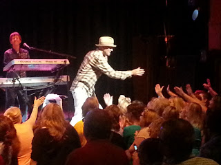 Sawyer Brown encore - SAWYER BROWN ROCKED THE ROOF AT COUNTRY TONITE IN PIGEON FORGE!