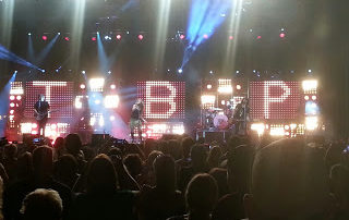 band perry smokies stadium kodak tn