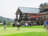 Putting green - SMOKY MOUNTAIN ATTRACTIONS-OPEN ALL YEAR!