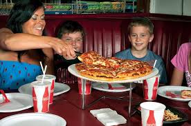 Momandkids - HUNGRY? HOW ABOUT GENO'S PIZZA?